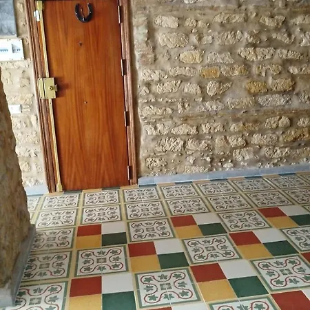 Amazing Place In The Old Town *